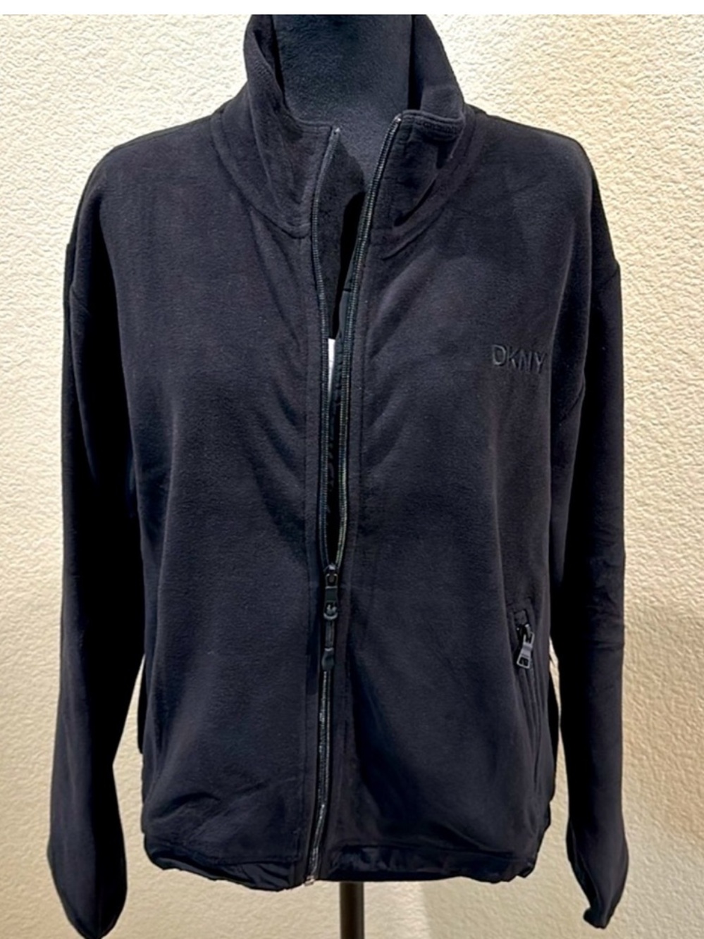 DKNY Black Full-Zip Teddy Fleece Jacket - Picture 3 of 9